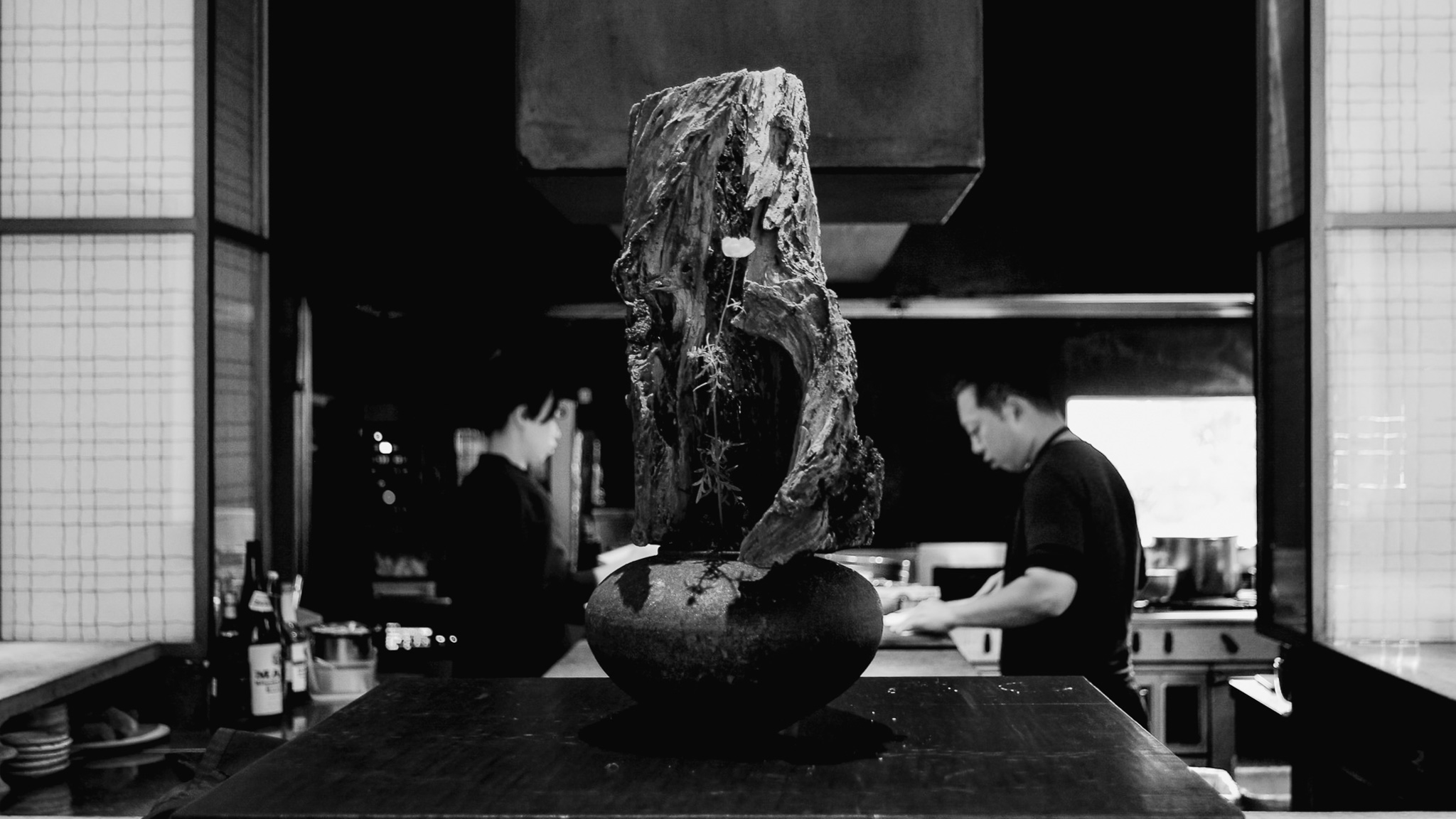 Private dining atmosphere with ikebana installation