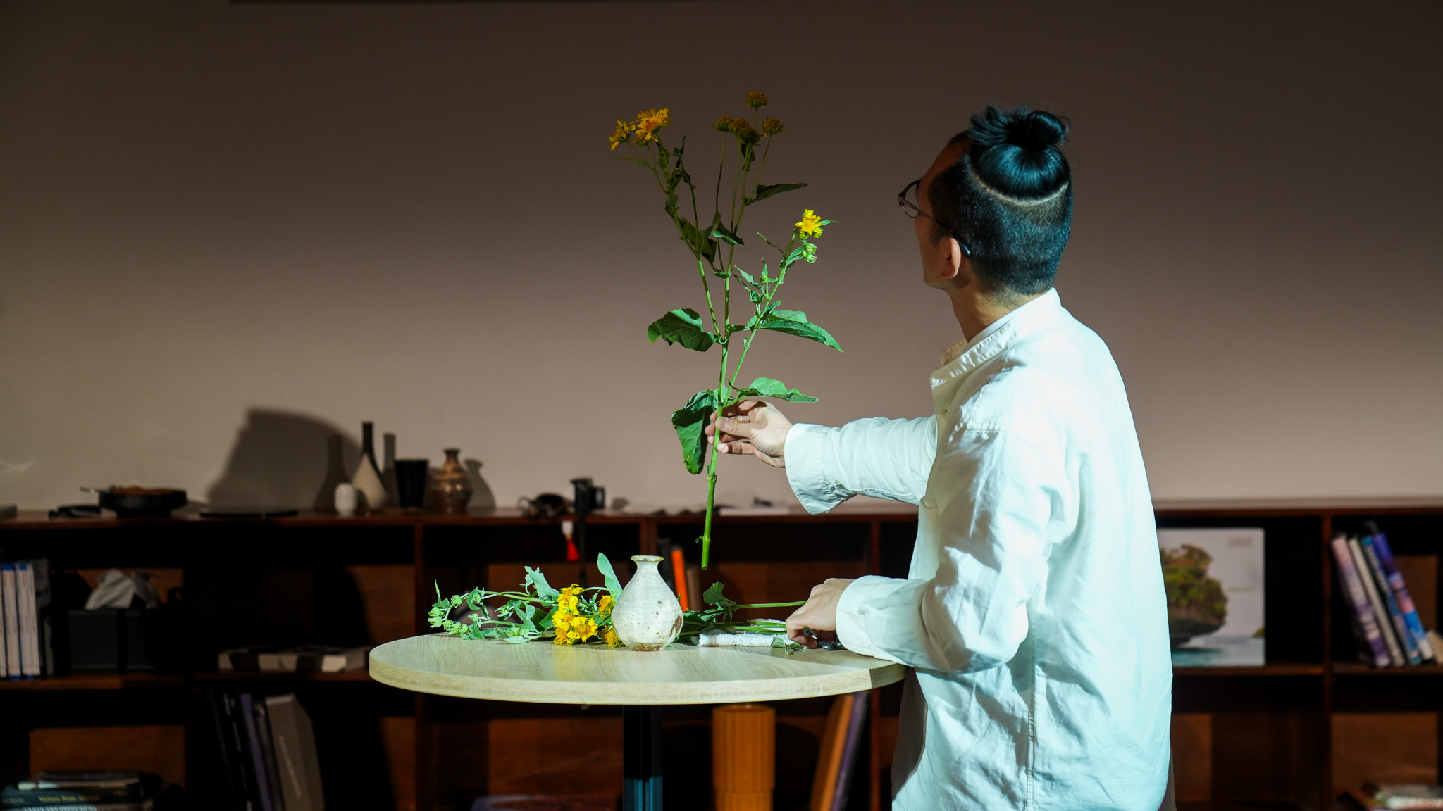 Seminar and ikebana demonstration in Riyadh